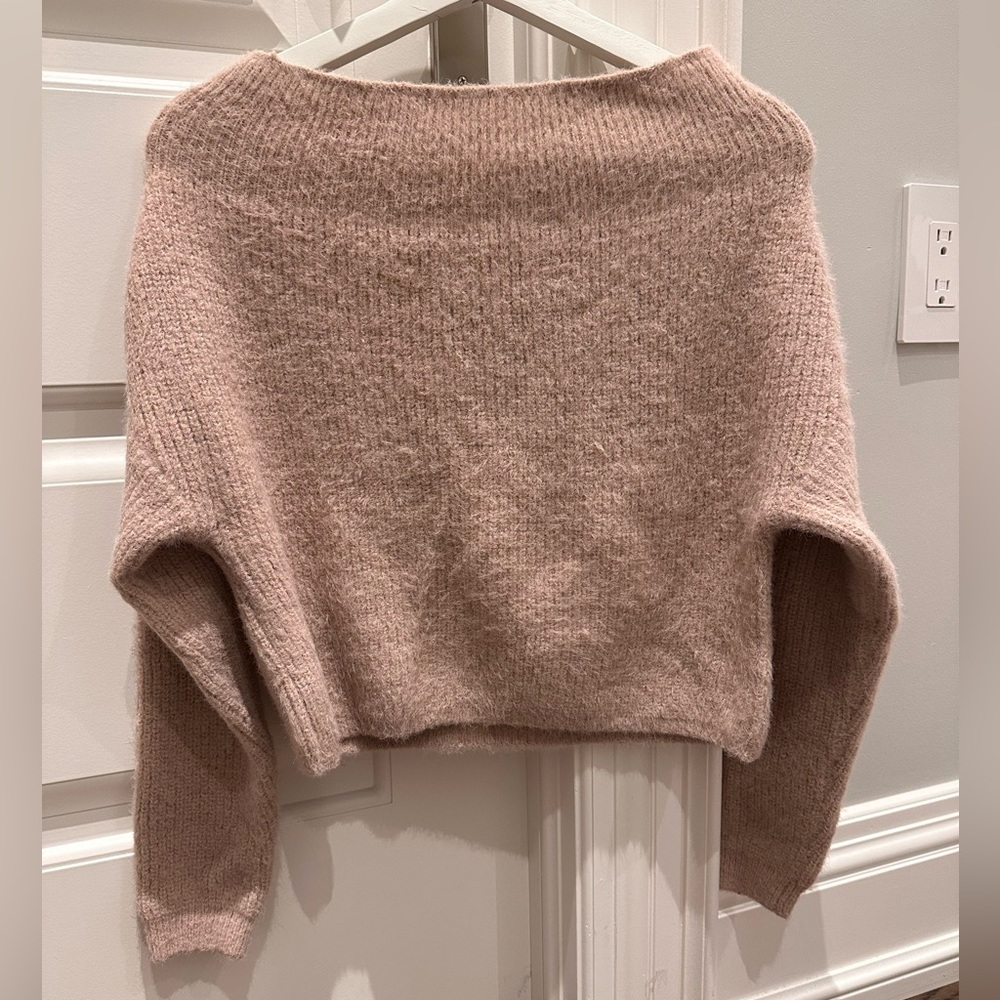 Hot & Delicious Wide Neck Sweater, Size Small, Colour Dusty Pink